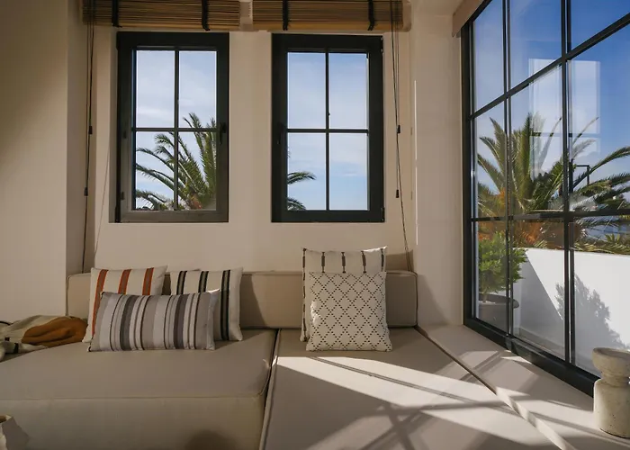 Casa Olivea Polychrono