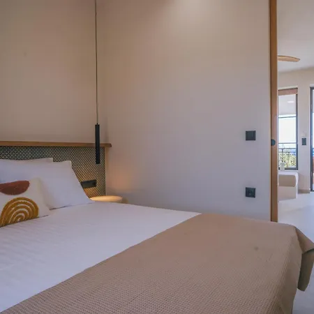 Casa Olivea Políhrono