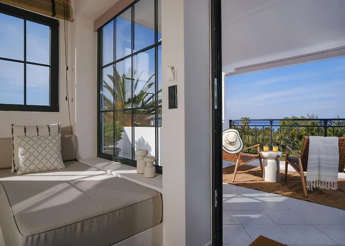 Casa Olivea Polychrono